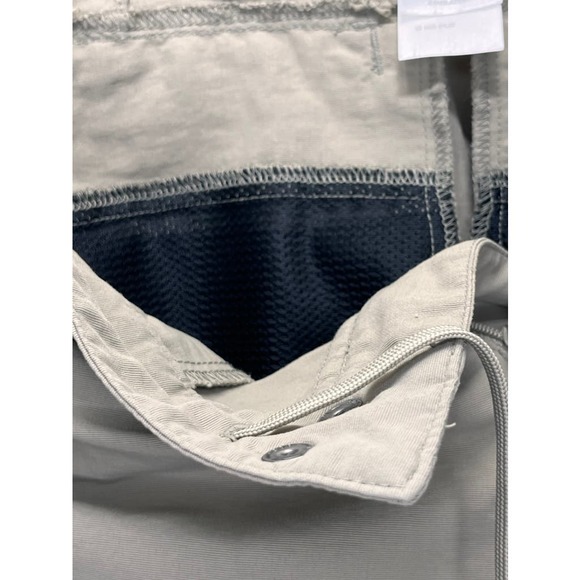 North Face Women 6 Mid Rise Khaki Athletic Casual Cropped Capri Pants - Picture 10 of 10